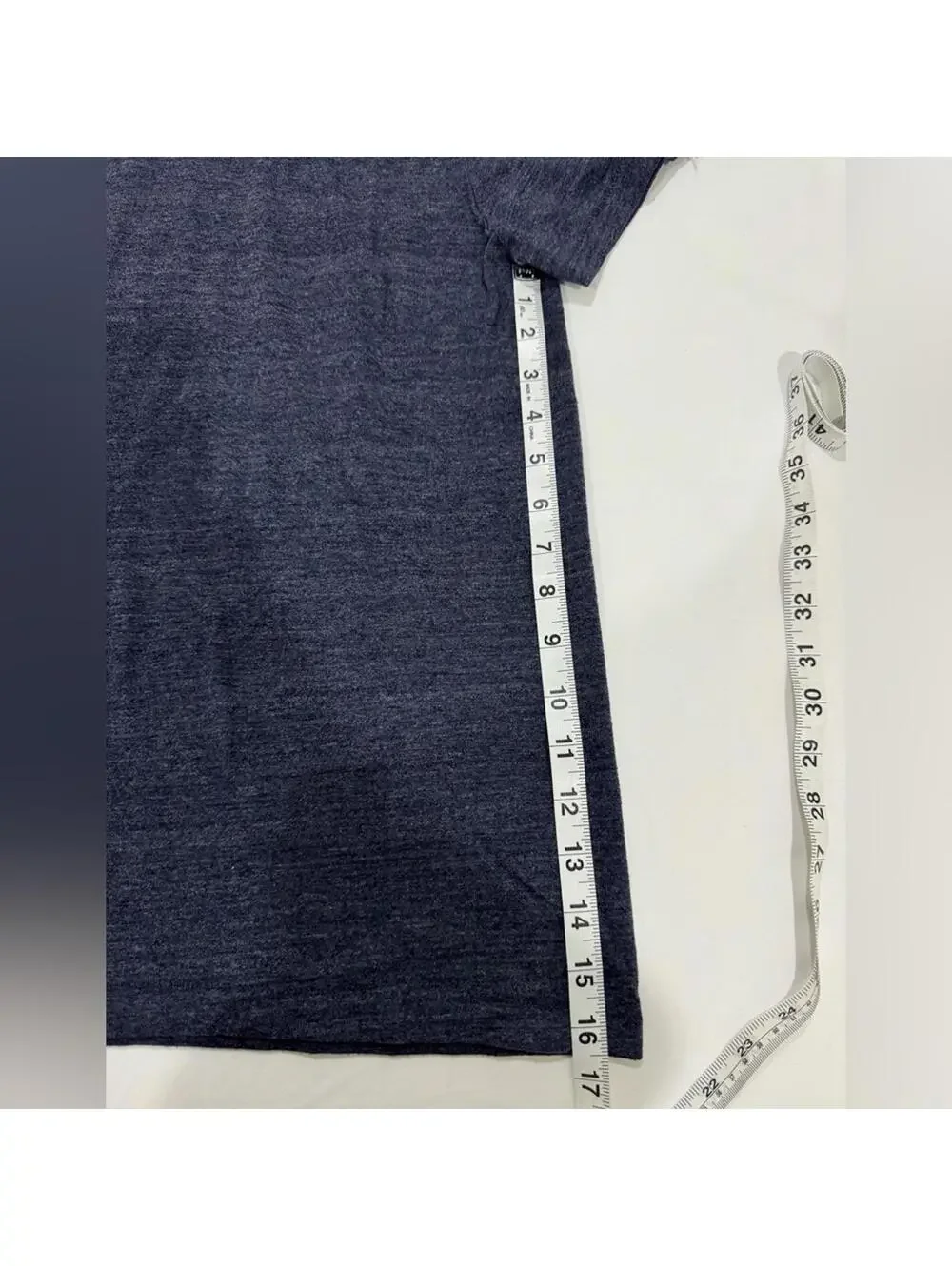 Champion Navy Heather Graphic Tee Medium Sporty Short Sleeve T-shirt Size Medium - Picture 5 of 7